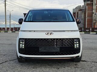 2021 Hyundai Staria I, белый, 5400000 рублей, вид 1
