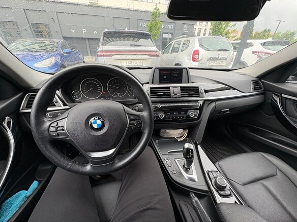 2018 BMW 3 серии 318i VI (F3x) Рестайлинг, чёрный, 2150000 рублей - вид 4