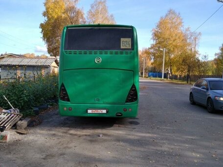 2006 Golden Dragon XML6796E, зелёный, 800000 рублей, вид 2