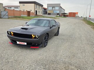 2019 Dodge Challenger III Рестайлинг 2, серый, 3700000 рублей, вид 3