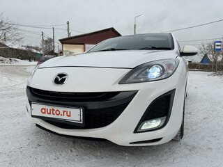2010 Mazda Axela II, белый, 1040000 рублей, вид 2