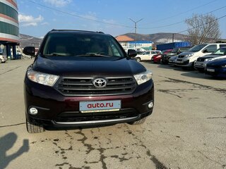2011 Toyota Highlander II (XU40) Рестайлинг, красный, 2350000 рублей, вид 2