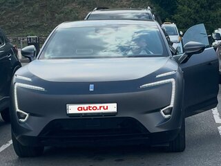 2023 Avatr 11 90 kWh I, серый, 3700000 рублей, вид 4