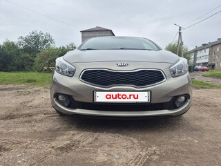 2014 Kia Ceed II, серебристый, 1350000 рублей, вид 2
