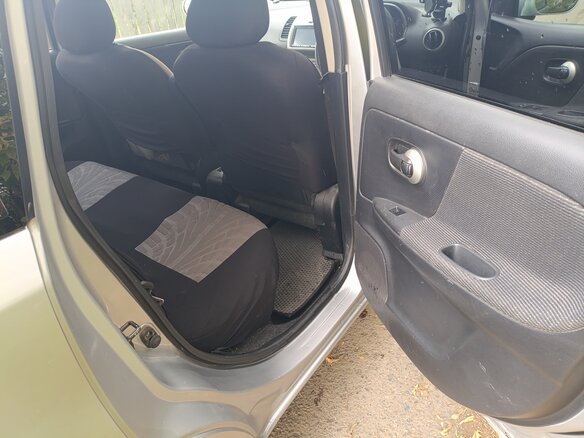 2010 Nissan Note I Рестайлинг, серый, 600000 рублей - вид 19