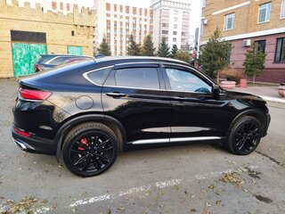 2022 Geely Tugella I, чёрный, 2900000 рублей, вид 3