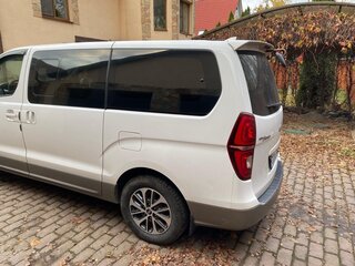 2018 Hyundai Grand Starex I Рестайлинг 2, серый, 3970000 рублей, вид 4