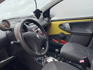 2007 Peugeot 107 I, жёлтый, 220000 рублей, вид 5
