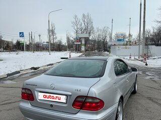 2001 Mercedes-Benz CLK-Класс 200 I (W208) Рестайлинг, серебристый, 550000 рублей, вид 5