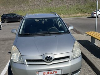 2005 Toyota Corolla Verso I Рестайлинг, серебристый, 720000 рублей, вид 2