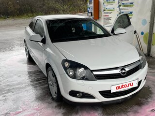 2010 Opel Astra GTC H Рестайлинг, белый, 500000 рублей, вид 4