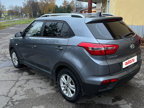 2017 Hyundai Creta I, серый, 1680000 рублей - вид 4