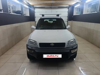 1998 Toyota RAV4 I (XA10), белый, 430000 рублей, вид 1