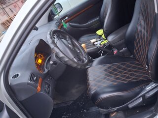 2008 Toyota Avensis II Рестайлинг, серебристый, 750000 рублей, вид 5