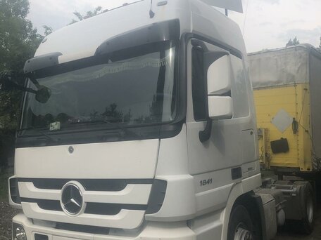 2012 Mercedes-Benz Actros, белый, 3100000 рублей, вид 2