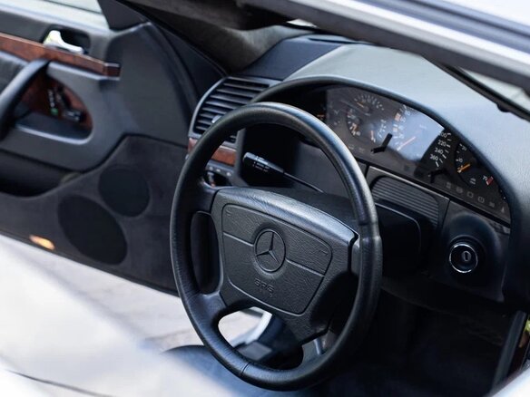 1997 Mercedes-Benz S-Класс 500 Long III (W140) Рестайлинг, серебристый, 4800000 рублей - вид 7