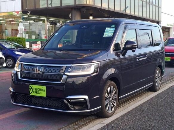 2022 Honda Stepwgn Spada VI, чёрный, 2300000 рублей