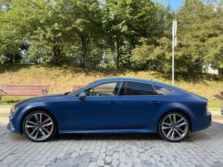 2016 Audi RS 7 Sportback performance I (4G) Рестайлинг, синий, 5040000 рублей, вид 4
