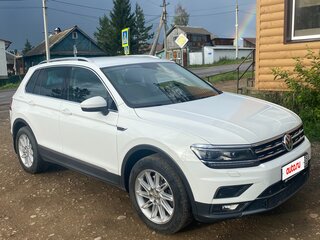 2017 Volkswagen Tiguan II, белый, 2500000 рублей, вид 1
