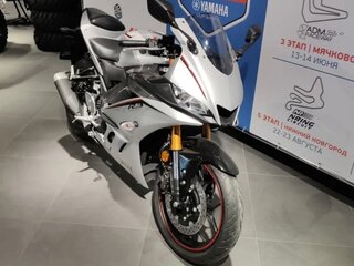 2020 Yamaha YZF-R3, серебристый, 500000 рублей, вид 2