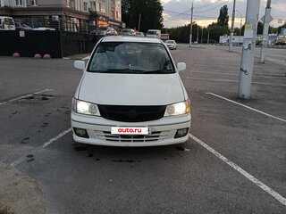 2000 Nissan Presage I, белый, 395000 рублей, вид 2