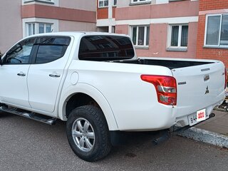 2016 Mitsubishi L200 V, белый, 1899000 рублей, вид 2