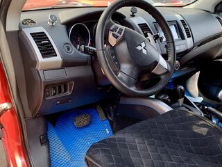 2010 Mitsubishi Outlander II Рестайлинг, красный, 1200000 рублей, вид 4