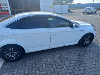 2013 Ford Mondeo IV Рестайлинг, белый, 1000000 рублей, вид 3