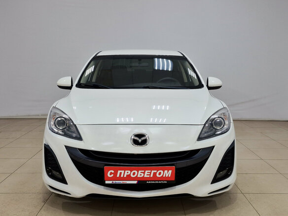 2011 Mazda 3 II (BL) Рестайлинг, белый - вид 1
