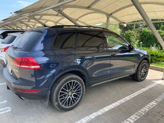 2010 Volkswagen Touareg II, синий, 1800000 рублей, вид 3