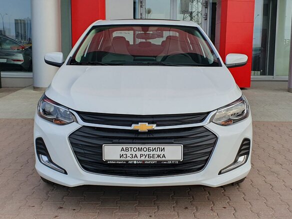 2023 Chevrolet Onix II, белый - вид 1