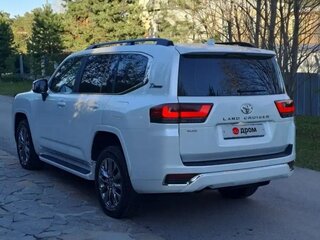 2021 Toyota Land Cruiser 300 Series, белый, 8700000 рублей, вид 5