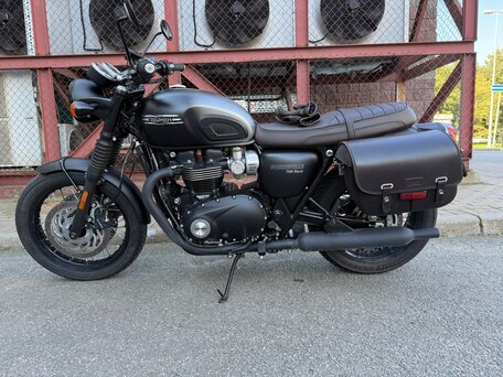 2024 Triumph Bonneville T120, чёрный, 1780000 рублей, вид 3