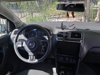 2011 Volkswagen Polo V, серебристый, 800000 рублей, вид 5