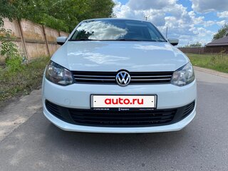 2015 Volkswagen Polo V, белый, 915000 рублей, вид 1