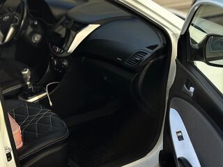 2011 Hyundai Solaris I, белый, 610000 рублей, вид 5