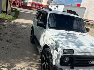 2019 Lada (ВАЗ) 2121 (4x4) I Рестайлинг, белый, 750000 рублей, вид 2