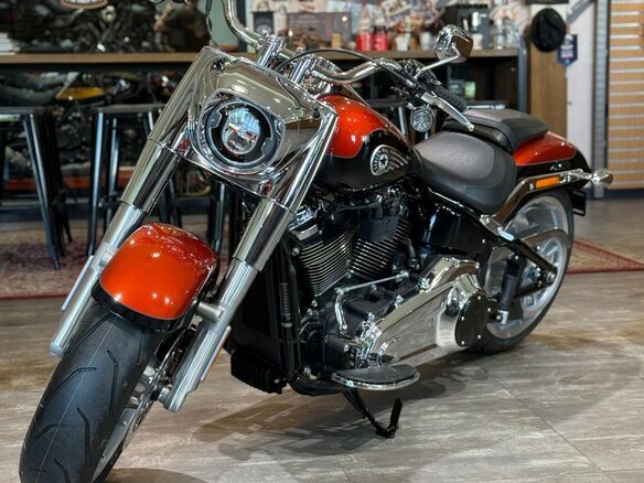2025 Harley-Davidson Fat Boy, красный, 3950000 рублей - вид 6