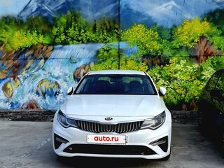 2019 Kia Optima IV Рестайлинг, белый, 1490000 рублей, вид 2