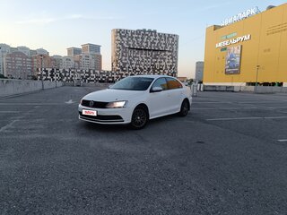 2015 Volkswagen Jetta VI Рестайлинг, белый, 640000 рублей, вид 2