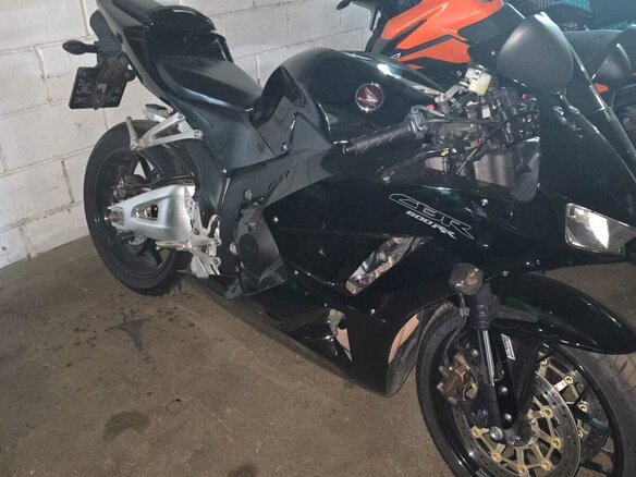 2015 Honda CBR 600RR, чёрный, 935000 рублей - вид 1