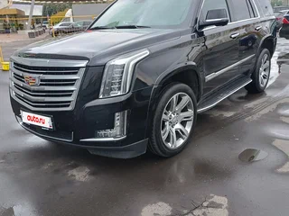 2016 Cadillac Escalade IV, чёрный, 2600000 рублей, вид 1