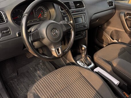 2013 Volkswagen Polo V, белый, 560000 рублей, вид 5