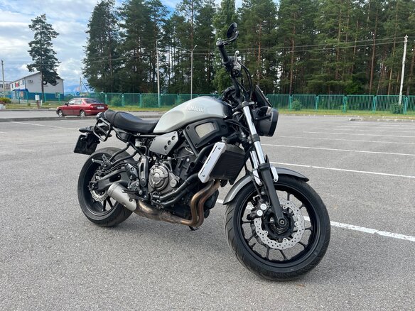 2018 Yamaha XSR700, серый, 640000 рублей