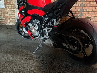 2022 BMW S 1000 R, красный, 1395000 рублей, вид 4