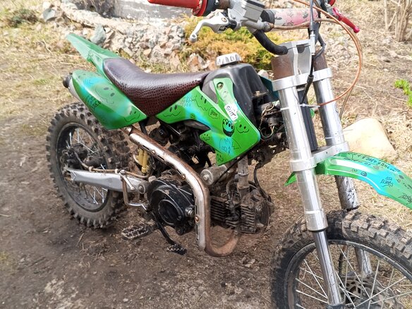 2022 BSE EX 125, зелёный, 50000 рублей