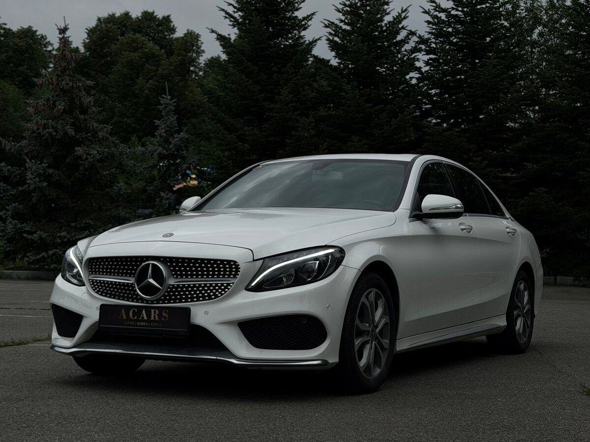 Открыть фотографии: Mercedes-Benz C-Класс IV (W205)