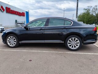 2018 Volkswagen Passat B8, чёрный, 1850000 рублей, вид 5