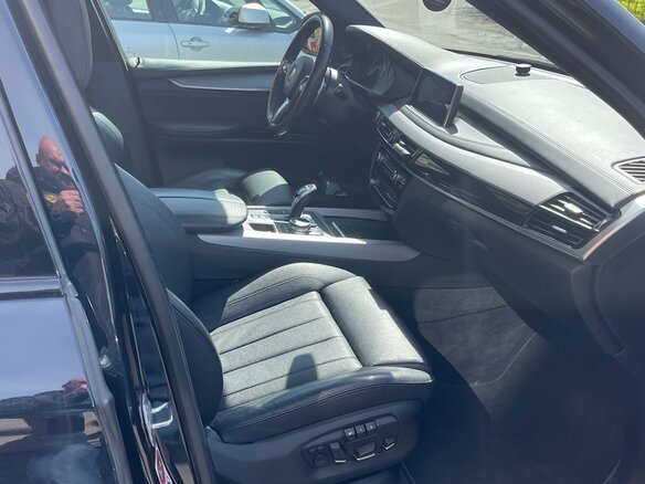 2017 BMW X5 40d III (F15), чёрный, 5500000 рублей - вид 15