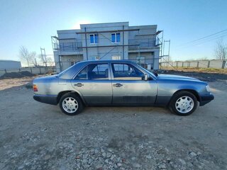 1990 Mercedes-Benz W124 230, серый, 370000 рублей, вид 4